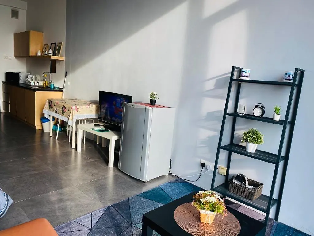Miza Empire Damansara Studio Free Wifi Netflix Petaling Jaya Apartamento