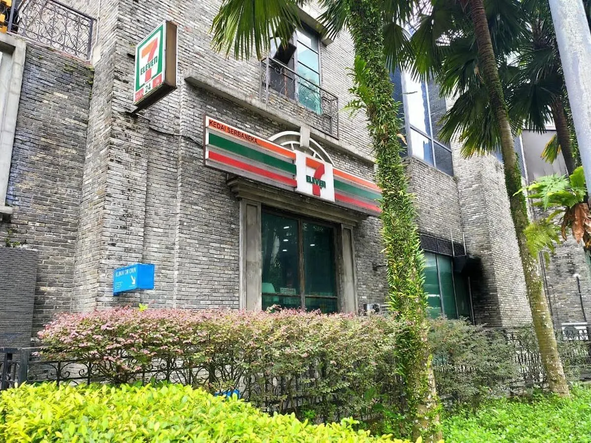 Miza Empire Damansara Studio Free Wifi Netflix Petaling Jaya Malasia